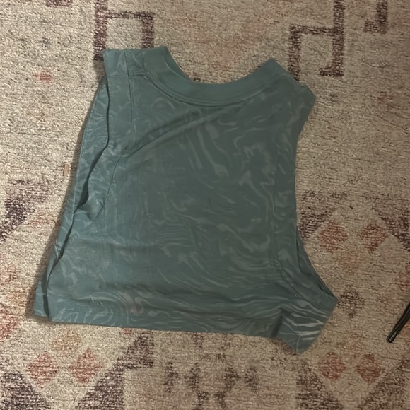 Lululemon muscle tank - Picture 2 of 2